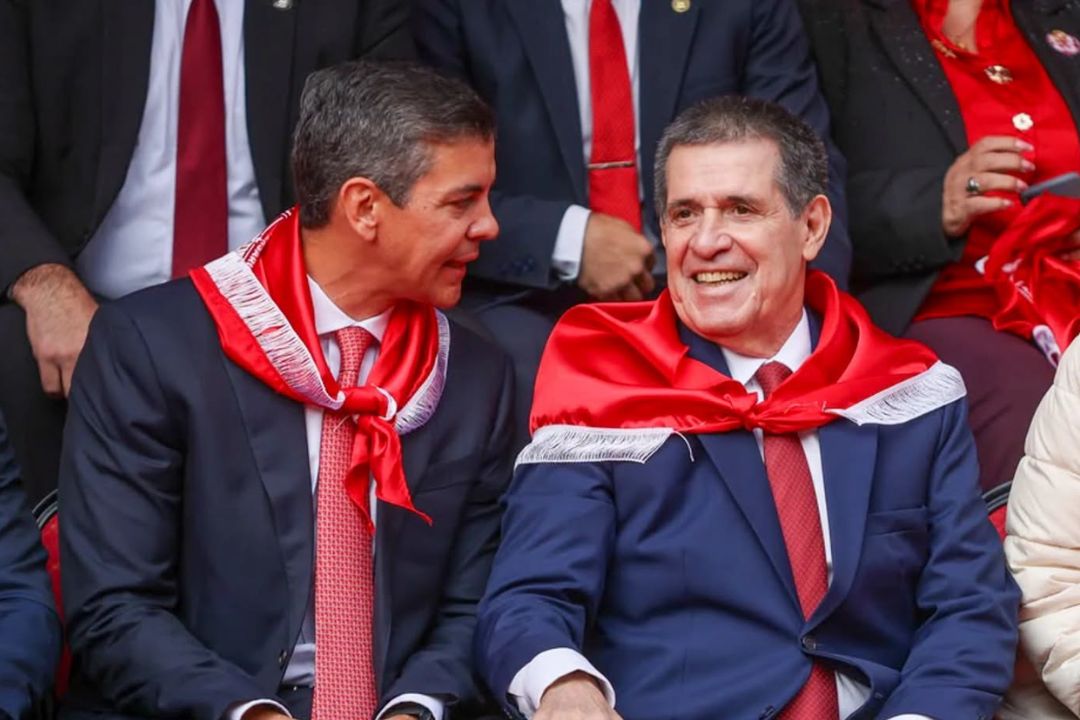 La fractura de Honor Colorado abre el libro de pases