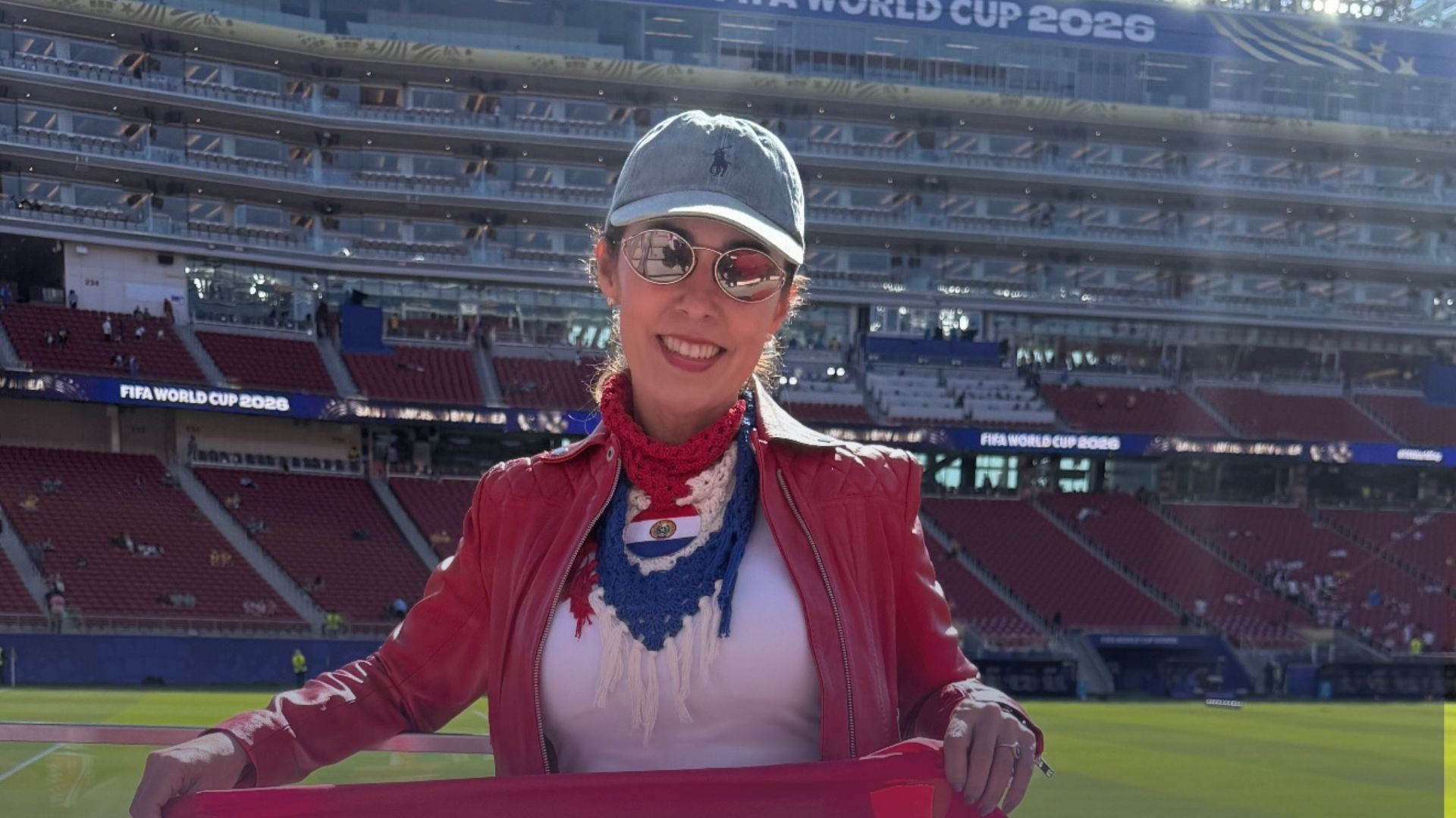 Gobernadora de Paraguarí fue al Mundial mientras evita informar sobre fondos sociales