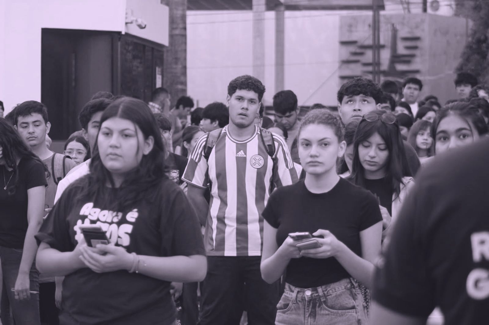 La informalidad empieza temprano y golpea más a quienes estudian menos