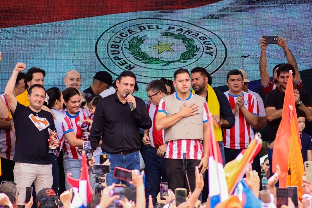 Bachi responde a Prieto: “No le tememos” y lo desafía a competir en 2028