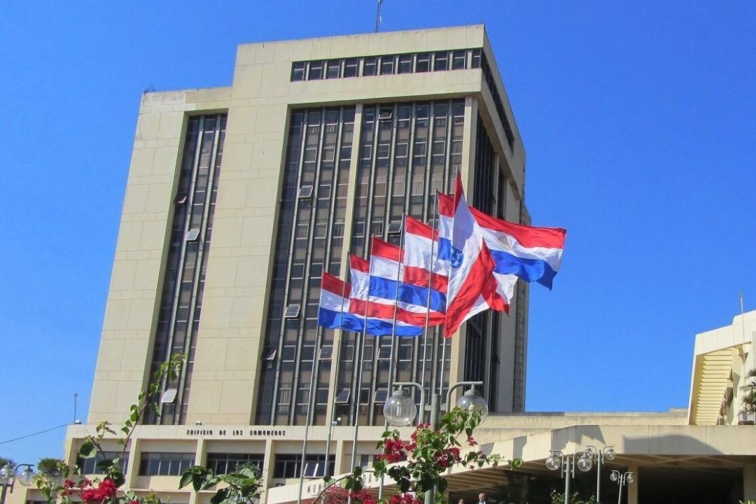 La Junta Municipal de Asunción tiene 1.210 funcionarios para asistir a 24 concejales
